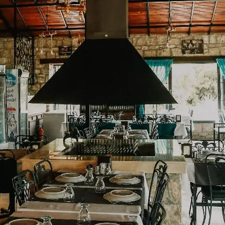 Güneş'te Karavan Apartamento